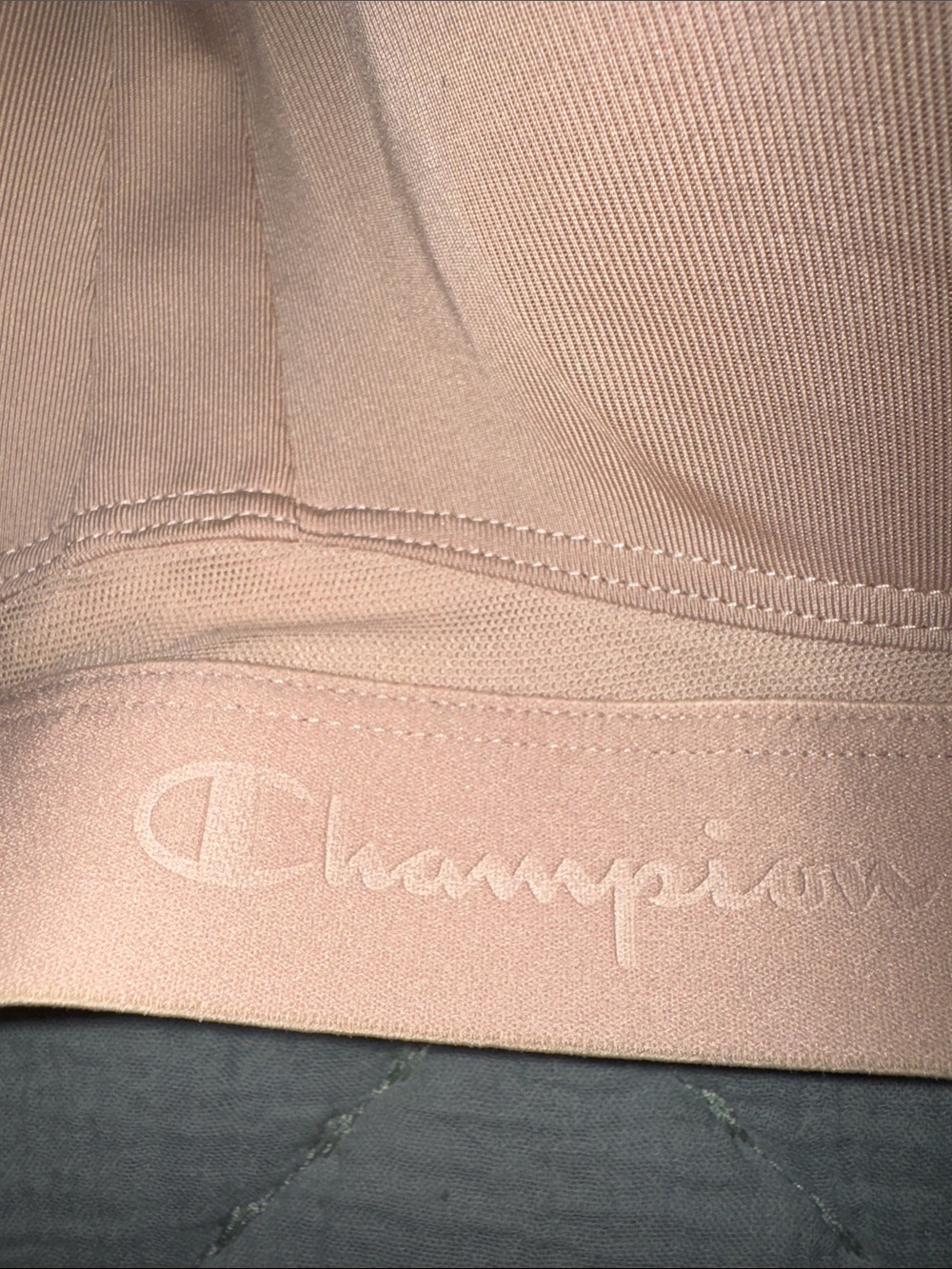 Champion Women's Blush Pink Full Coverage Molded Sports Bra with underwire - Picture 2 of 7